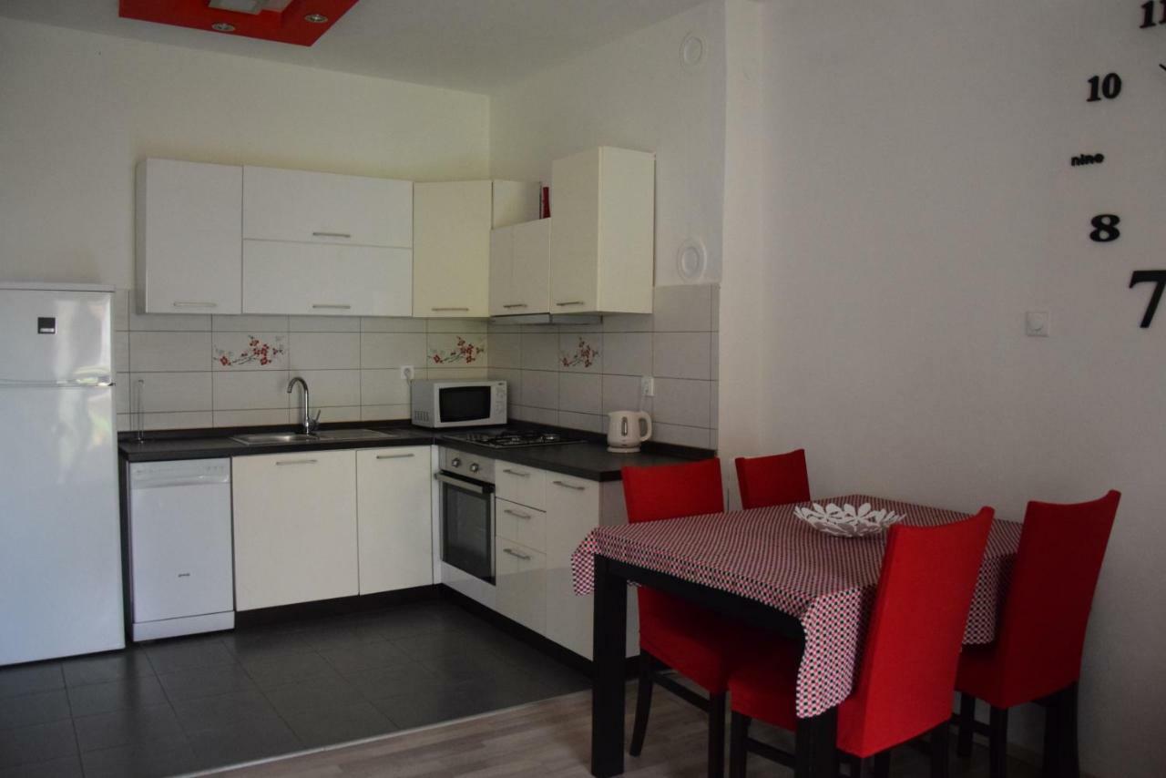Апартаменты Apartman Ana Сали Экстерьер фото
