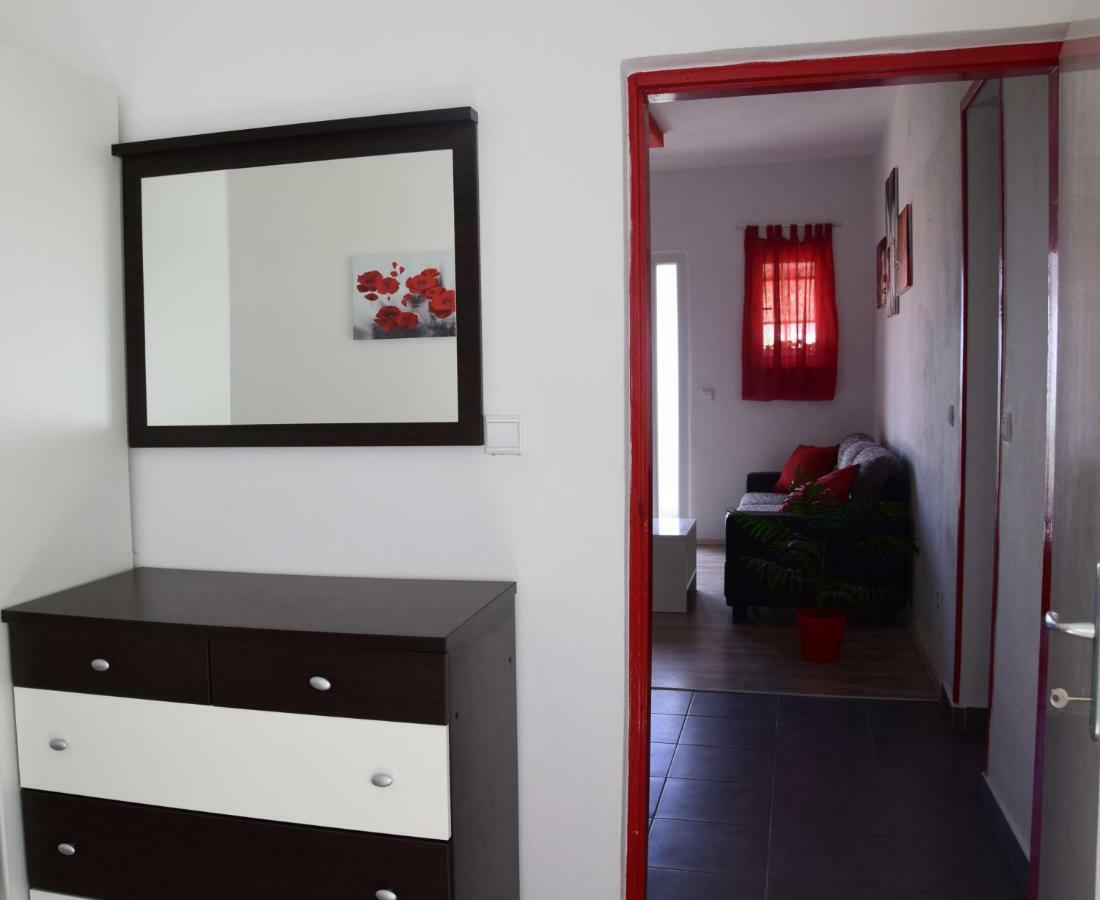 Апартаменты Apartman Ana Сали Экстерьер фото